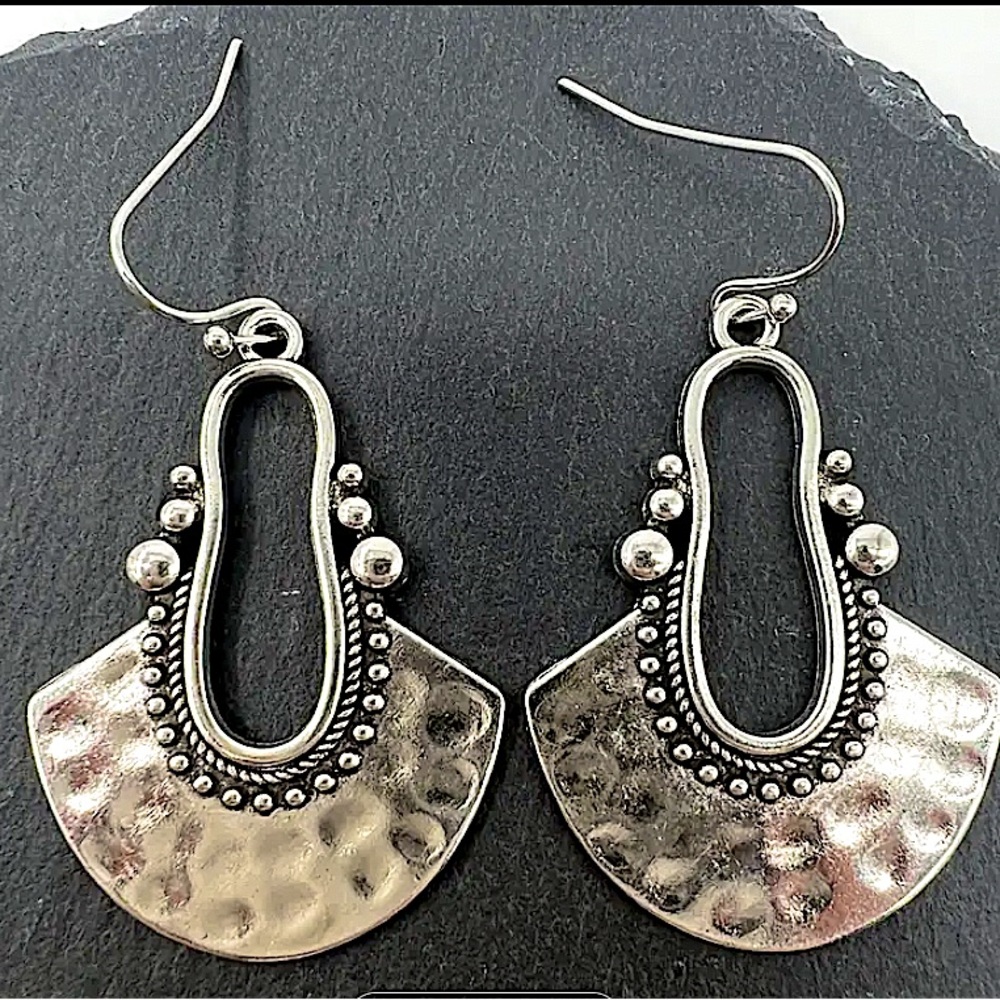 Silver Boho Geometric Irregular Dangle Earrings - Picture 5 of 6